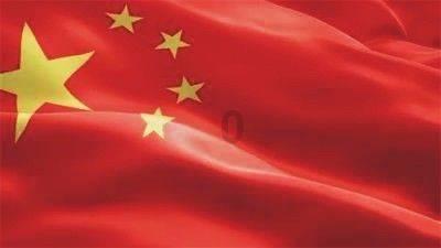 亲戚到处和邻居说他在外面当老板, 赚很多钱。其实他就一打工的,工资不高,我要不要揭穿他?-专业问答平台,精准解答你的疑问!